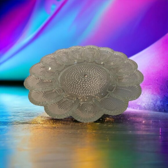 Vintage Round Indiana Glass Clear Deviled Egg Plate Hobnail Scalloped Design - Picture 1 of 8
